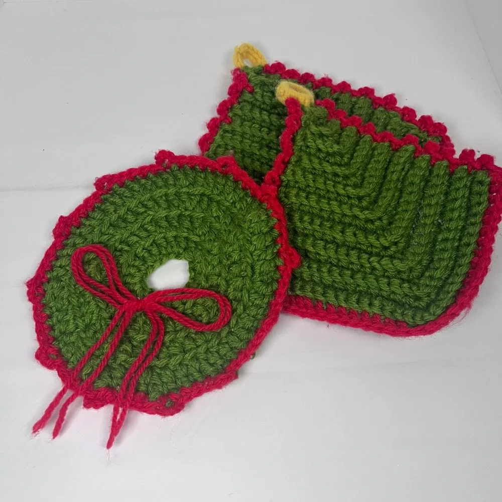 Crochet Christmas Potholders Set of‎ 3 Hot Pads Coasters Green Red Holiday Decor